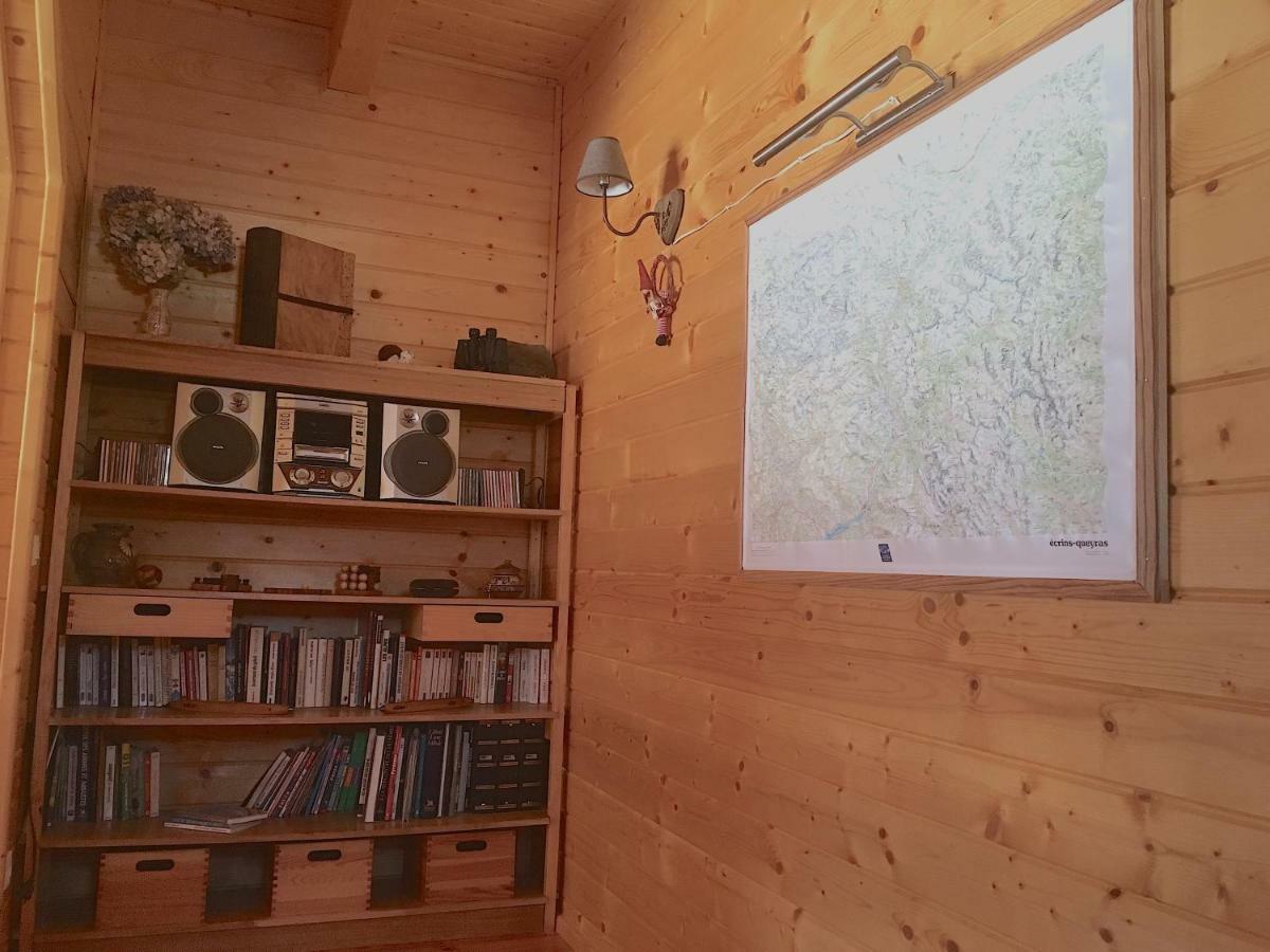 Chambres D'Hotes La Pierre D'Oran LʼArgentière-la-Bessée Bagian luar foto